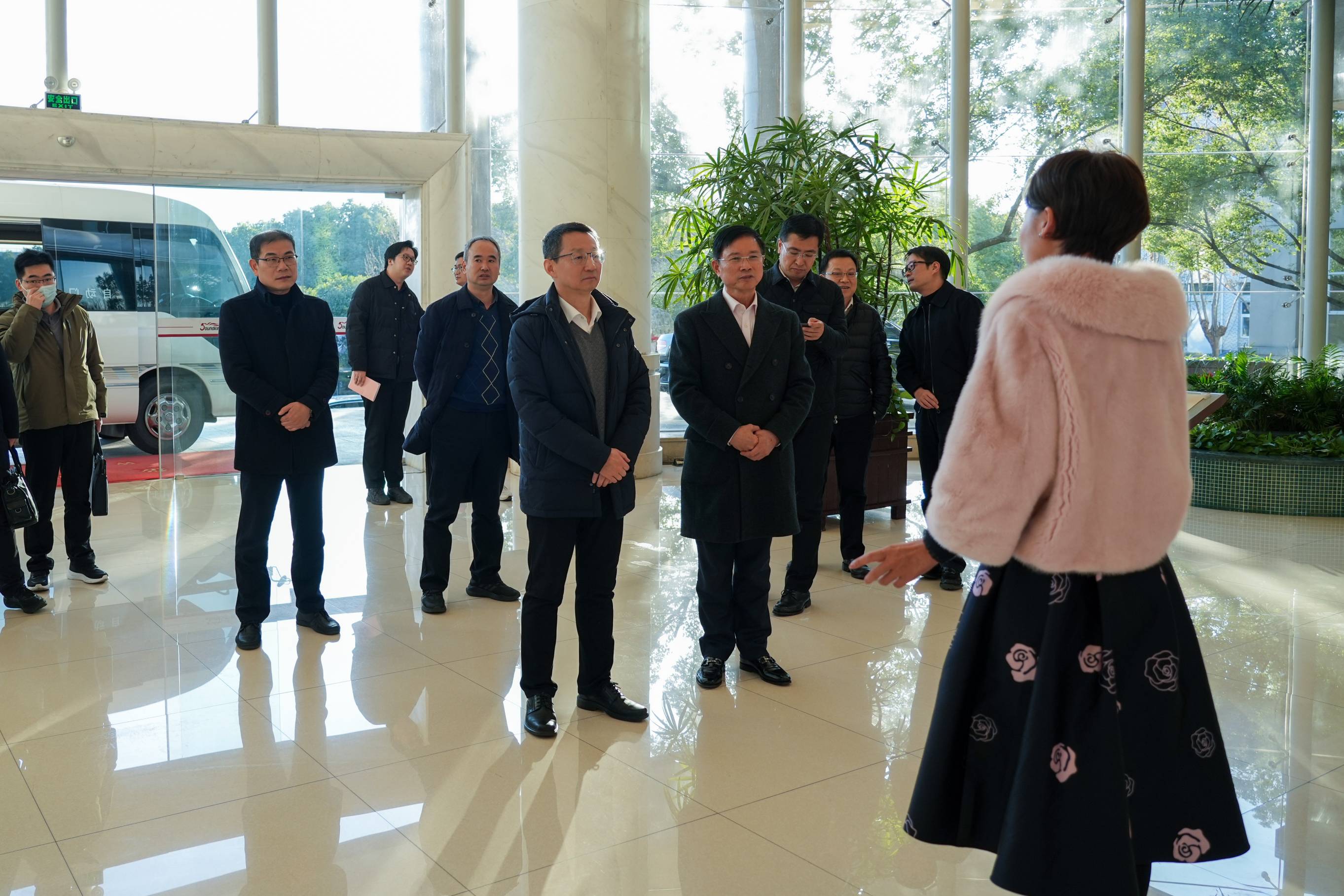 寧波市黨政領(lǐng)導(dǎo)一行赴音王集團(tuán)考察調(diào)研，共鑄科技文化融合發(fā)展
