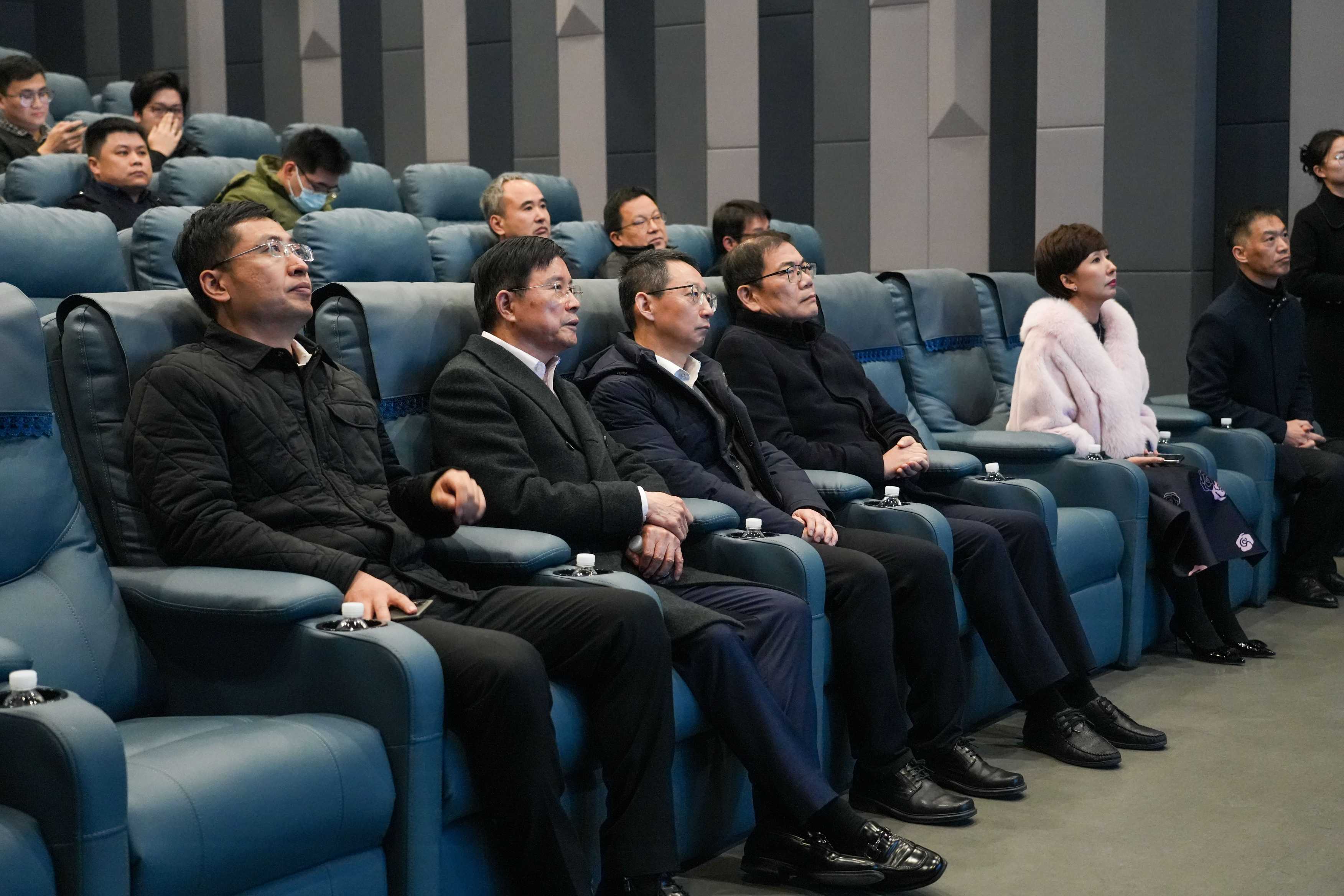 寧波市黨政領(lǐng)導(dǎo)一行赴音王集團(tuán)考察調(diào)研，共鑄科技文化融合發(fā)展